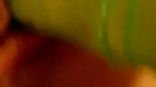 این انجمن ماشین کودک می داند که چگونه برای به دست آوردن جوان برهنه جدی